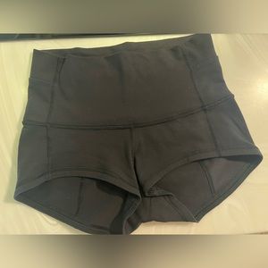 Lululemon High Waisted Booty Shorts Size 6